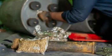 "الزكاة و الضريبة " تُحبط تهريب أكثر من 480 ألف حبة "كبتاجون" في منفذي جسر الملك فهد وميناء ضباء