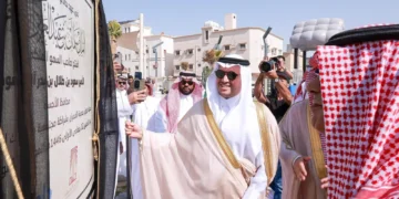 محافظ الأحساء يدشّن حديقة الكوثر بالعمران
