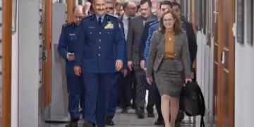 الفريق الركن تركي بن بندر يجري مباحثات مع مساعدة وزير القوات الجوية الأمريكية