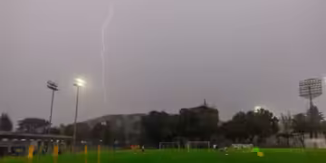 "الأخضر" يبدأ المران الأول في جاكرتا