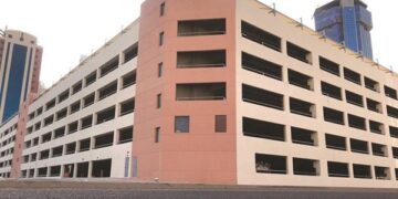 يسع 400 مركبة.. إنشاء أول مبنى متعدد الطوابق لمواقف السيارات بالمدينة المنورة