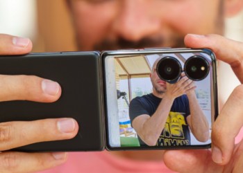 تحسينات بالجملة في هاتف شاومي الأنيق Xiaomi Mix Flip 2