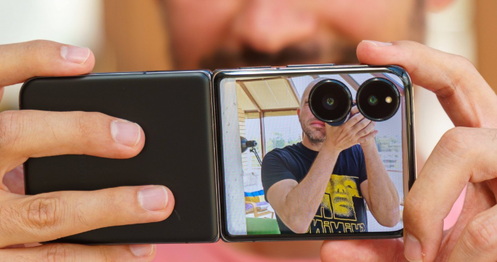 تحسينات بالجملة في هاتف شاومي الأنيق Xiaomi Mix Flip 2