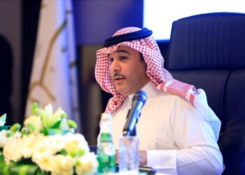 ابن حثلين”: استحداث مسابقة “فنجال الورد” لمُلّاك الإبل المشاركين بمهرجان الملك عبدالعزيز