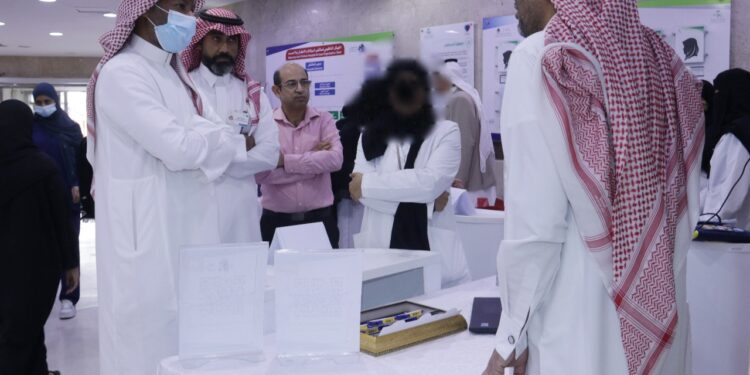 وحدة الخدمات الداعمة بالاحساء تشارك بفعالية اليوم العالمي