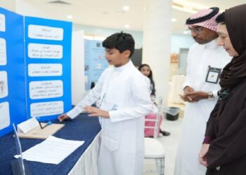 "تعليم جدة يكرم الفائزين في مسابقة 'تجربتي المبدعة' لطلاب المرحلة الابتدائية بالمدارس الحكومية"