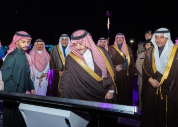 أمير المنطقة الشرقية يدشّن المرحلة الثانية لمتنزه التلال بالجبيل