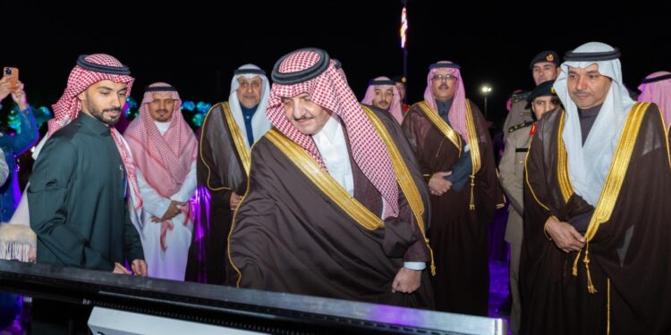 أمير المنطقة الشرقية يدشّن المرحلة الثانية لمتنزه التلال بالجبيل