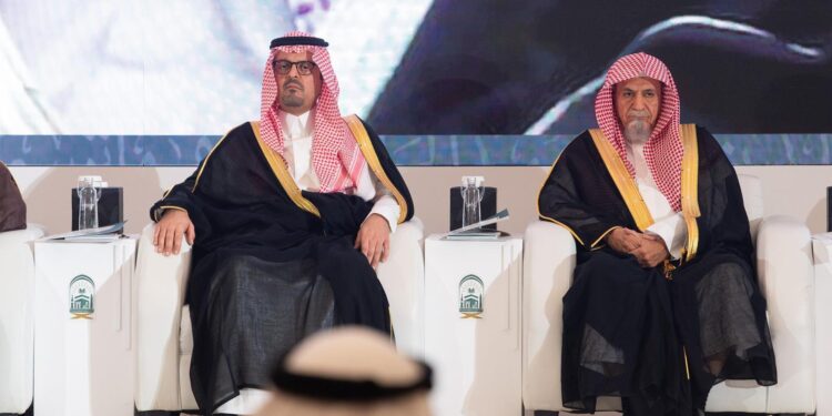 الملتقى العلمي الأول لإبراز “مآثر الشيخ عبدالله بن حميد” يصدر عددًا من التوصيات في ختام أعماله