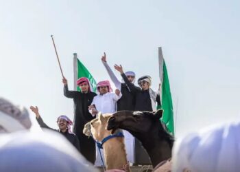 انطلاق مهرجان الملك عبدالعزيز للإبل في أرض الصياهد