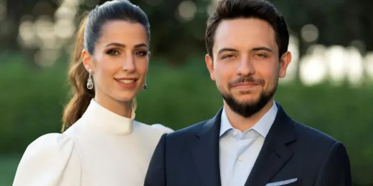 الأمير الحسين والأميرة رجوة يزوران مركزاً لعلاج اضطرابات النطق لدى الأطفال