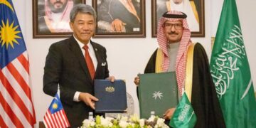 وزارة الموارد البشرية والتنمية الاجتماعية توقع مذكرة تفاهم في مجال التنمية الاجتماعية مع ماليزيا