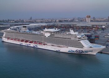 "أرويا كروز" تُطلق أولى رحلاتها السياحية من ميناء جدة عبر البحر الأحمر