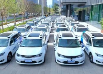 بكين تكشف خططًا لتوسيع استخدام المركبات ذاتية القيادة