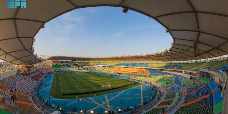 حقبة جديدة ونهضة تاريخية تعيشها ملاعب كرة القدم في المملكة