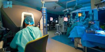 "مستشفى التخصصي بجدة ينجح في إجراء أول عملية زراعة كبد روبوتية في المنطقة الغربية"