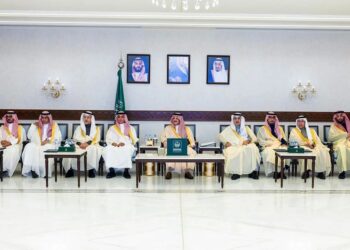 أمير المنطقة الشرقية يرعى توقيع اتفاقيات بين فرع وزارة الصحة وجهات حكومية