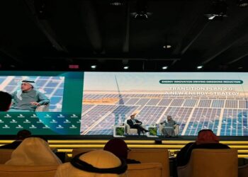 الناصر : «أرامكو» تبحث التعاون مع الشركات الناشئة في التحول الطاقي