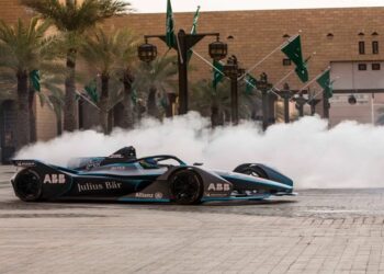 «فورمولا إي» تحافظ على مكانتها الرائدة للتصنيف العالمي للاستدامة في الرياضة (جي إس بي إس) للعام الثالث على التوالي