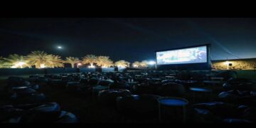 «سينما 70» تطلق عروضاً في «مهرجان التلال العجيبة» شرق السعودية