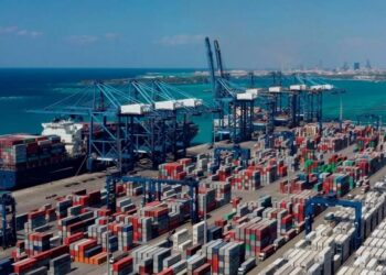 إعفاء المصانع السعودية من الرسوم الجمركية على التصدير