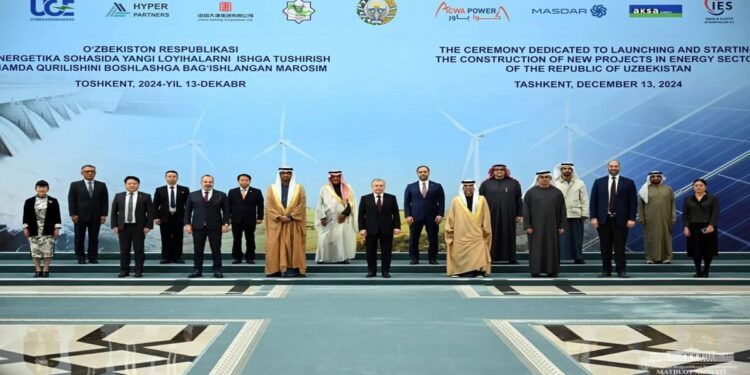 "أكوا باور" السعودية تطلق 3 مشروعات للطاقة المتجددة في أوزبكستان