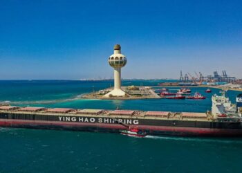 خدمة شحن حديثة عبر «ميناء جدة الإسلامي» تعزز التواصل التجاري العالمي