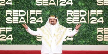 عبد الله السدحان: ابتعدت عن الإنتاج الفني بسبب إرهاقه