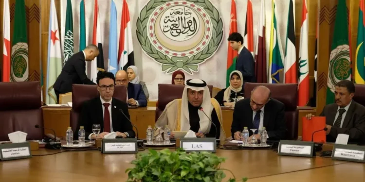 الدكتور منزلاوي: اهتمام عربي باستخدام التكنولوجيات الحديثة في المجال العسكري وتداعياته الإنسانية