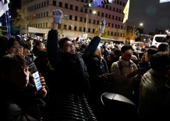 السفارة السعودية في كوريا الجنوبية توصي رعاياها بالحيطة والحذر وتجنب التجمعات