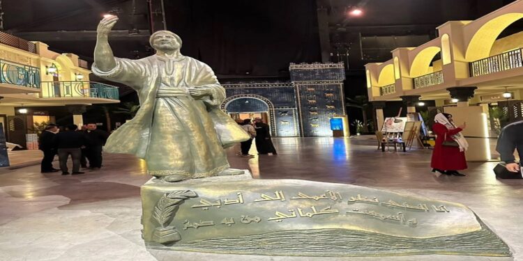 "متنبي العراق" في الرياض: رحلة عبر معالم بغداد التراثية