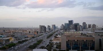 إيرادات تشغيلية للأعمال في السعودية تتجاوز 1.4 تريليون دولار في 2023