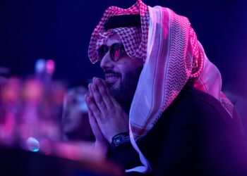 رئيس هيئة الترفيه يعلن عن نزالات UFC القادمة ضمن فعاليات موسم الرياض