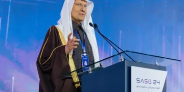 سمو وزير الطاقة يفتتح الدورة الثانية عشرة لمؤتمر الشبكات الذكية تحت شعار “طاقة واستدامة”