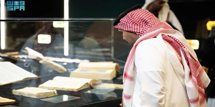 "معرض المخطوطات السعودي: رحلة معرفية توثق الإرث الثقافي والعلمي في المملكة"