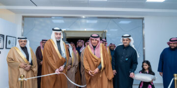 وزير النقل والخدمات اللوجستية يدشن مشروع تأسيس وتشغيل وصيانة مركز الرقمنة والمعالجة الفنية بالوزارة وفروعها، ويطلق منصة “مستنداتك”