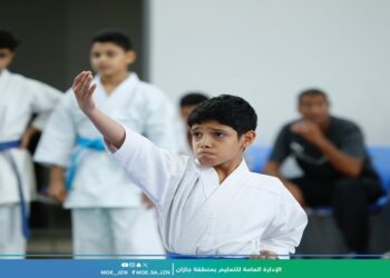 انطلاق بطولة مكاتب تعليم جازان للرياضات الشاطئية