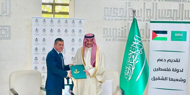 السعودية تسلم الدفعة الرابعة من الدعم المقدم لدولة فلسطين