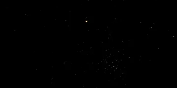 رصد اقتران كوكب المريخ بعنقود نجوم النثرة في سماء منطقة الحدود الشمالية