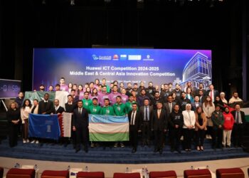 بالشراكة مع معهد اليونسكو لتكنولوجيا المعلومات في التعليم ودعم وزارة الاتصالات وتقنية المعلومات وجامعة الملك سعود في المملكة العربية السعودية أكثر من 300 طالب جامعي من 19 دولة يتنافسون في النهائيات الإقليمية لمسابقة هواوي لتقنية المعلومات والاتصالات 2024-2025 في الرياض