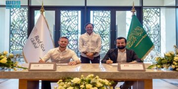 "البحر الأحمر الدولية توقع اتفاقية لتشغيل صالة الطيران الخاص بمطار البحر الأحمر"