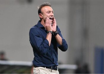 الفيحاء ينهي التعاقد مع مديره الفني اليوناني “كريستوس كونتيس