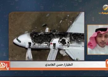 طيار: الاعتقاد بأن الجلوس في المقاعد المتأخرة من الطائرة يعطي فرص نجاة عير صحيح