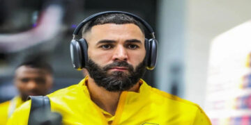 بنزيما يدرس اعتزال كرة القدم بنهاية الموسم الحالي