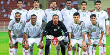 غدا.. مواجهةٌ قوية للمنتخب العماني أمام “الأزرق” الكويتي في افتتاح خليجي 26