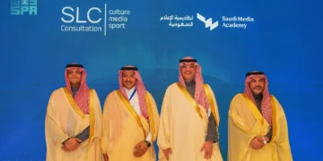 أكاديمية الإعلام السعودية تعزز الإعلام الرياضي باتفاقية لتطوير التدريب والذكاء الاصطناعي