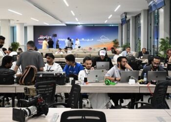 في حلبة كورنيش جدة.. المركز الإعلامي مجهر العالم لسباق “سال جدة جي تي 2024”