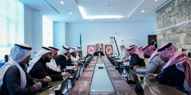 وزارة الاتصالات تواصل جهودها لتعزيز الممكنات الرقمية لدعم إستراتيجية منطقة عسير