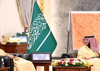 محافظ الطائف يلتقي رئيس وأعضاء اللجنة الوطنية للترفيه باتحاد الغرف