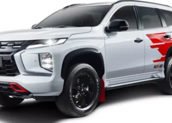 ميتسوبيشي تكشف عن باجيرو Sport Black Series Ralliart Edition